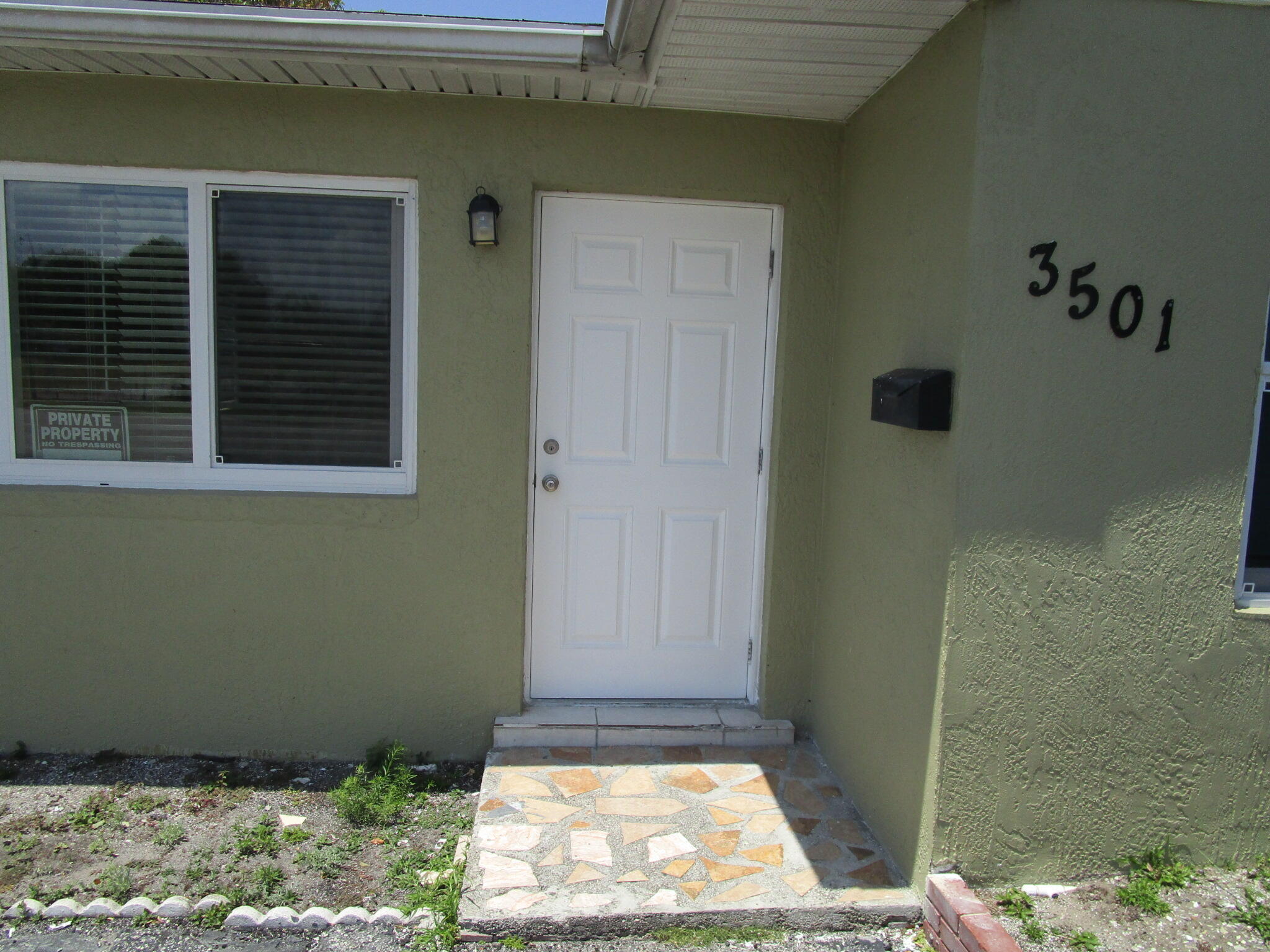3501 Avenue East, Unit 1 Riviera Beach, FL 33404 - Photo 5 of 35 5
