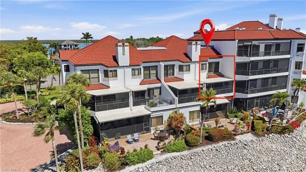 $619,900 | 309 La Peninsula Boulevard, Unit 309, Naples, FL 34113