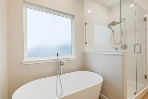 $339,000 | 2353 Hoskins Drive, Houston, TX 77080