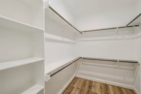 $339,000 | 2353 Hoskins Drive, Houston, TX 77080