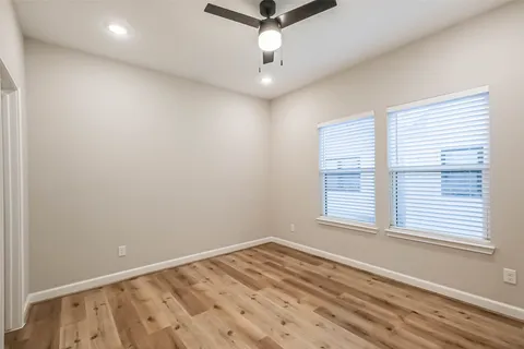 $339,000 | 2353 Hoskins Drive, Houston, TX 77080