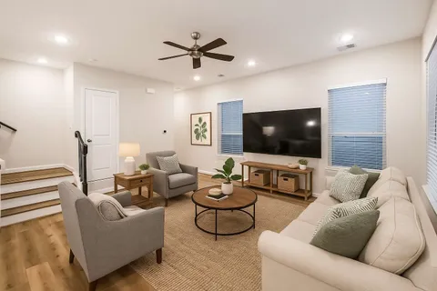 $339,000 | 2353 Hoskins Drive, Houston, TX 77080