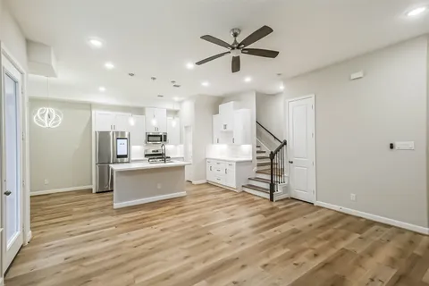 $339,000 | 2353 Hoskins Drive, Houston, TX 77080