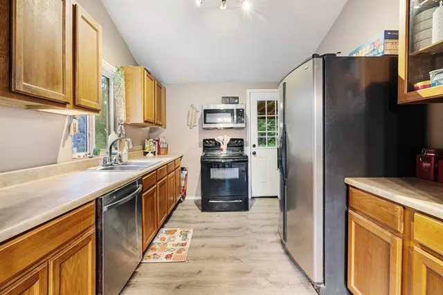 $184,900 | 28 Private Road, Sumner, TX 75486