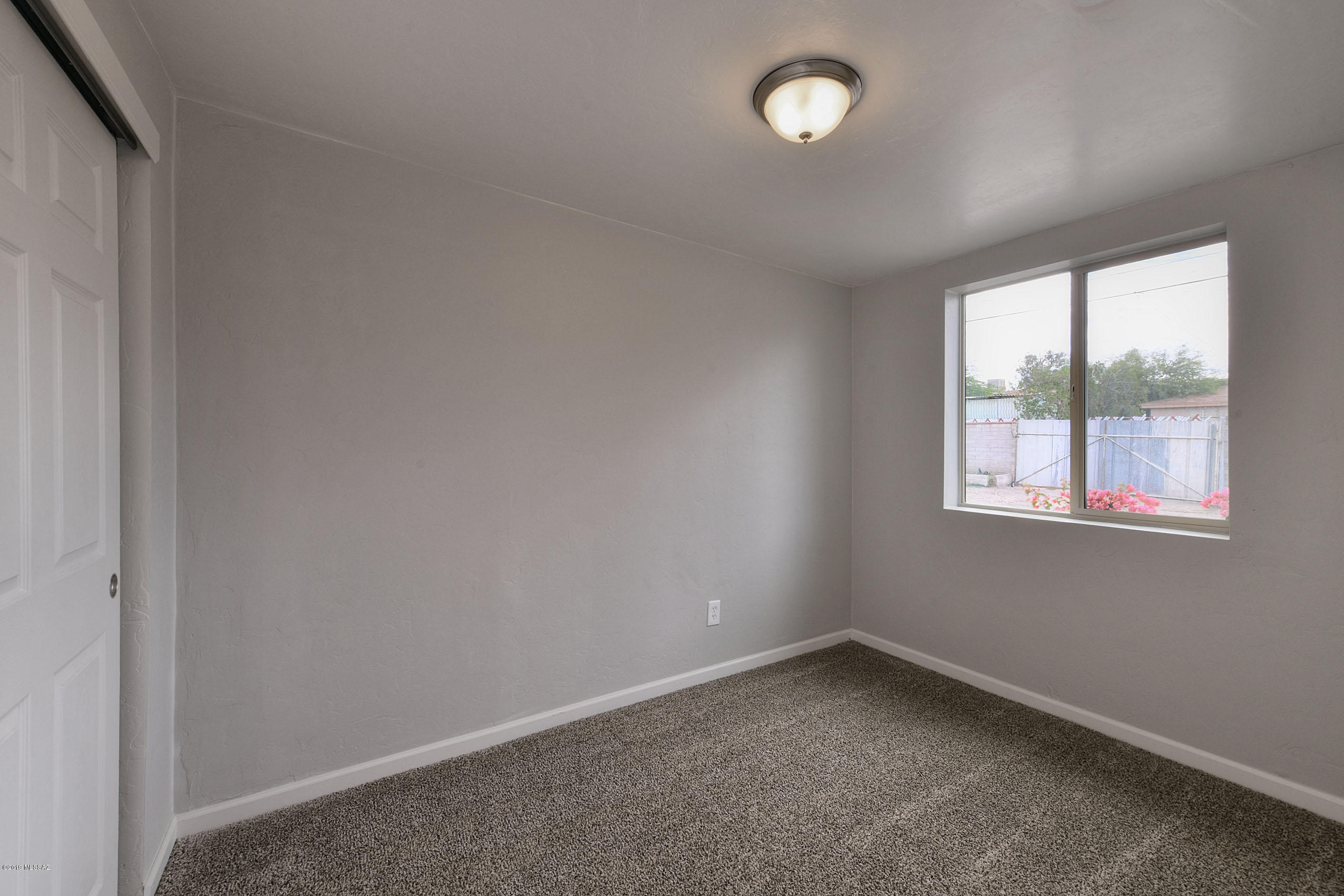 951 West Valencia Road Tucson, AZ 85706 - Photo 13 of 23 Gallery Image 13