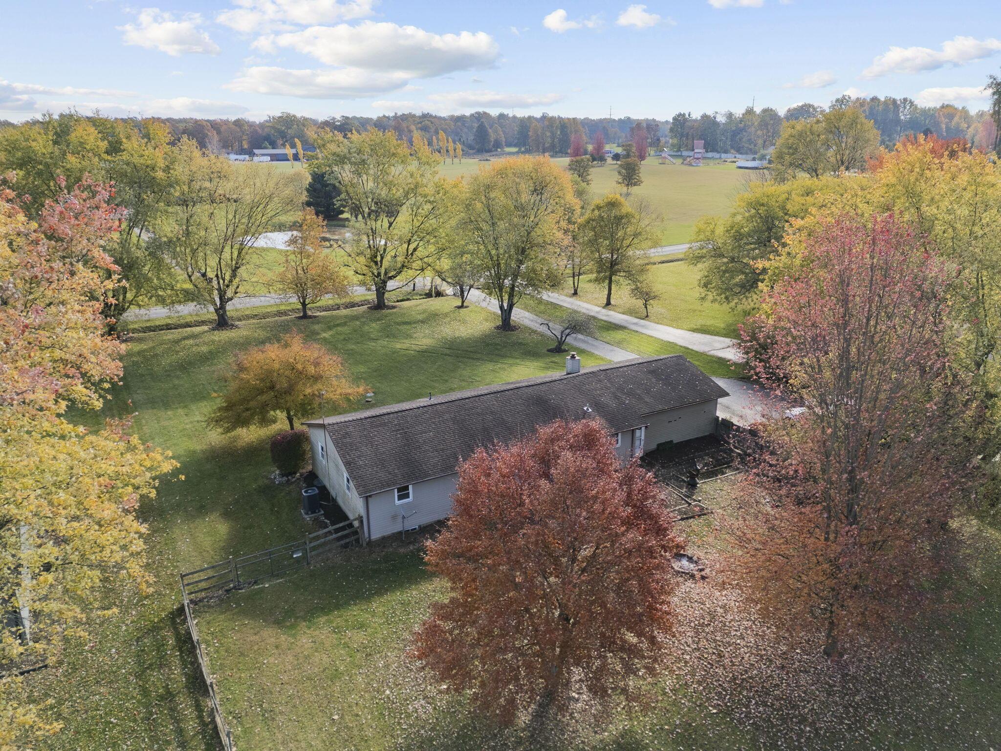 10348 York Road Southwest Etna, OH 43105 - Photo 8 of 52 10-web-or-mls-DJI_20251103102908_0884_D
