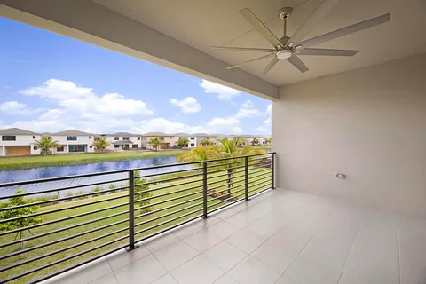 a view of a terrace with sky view