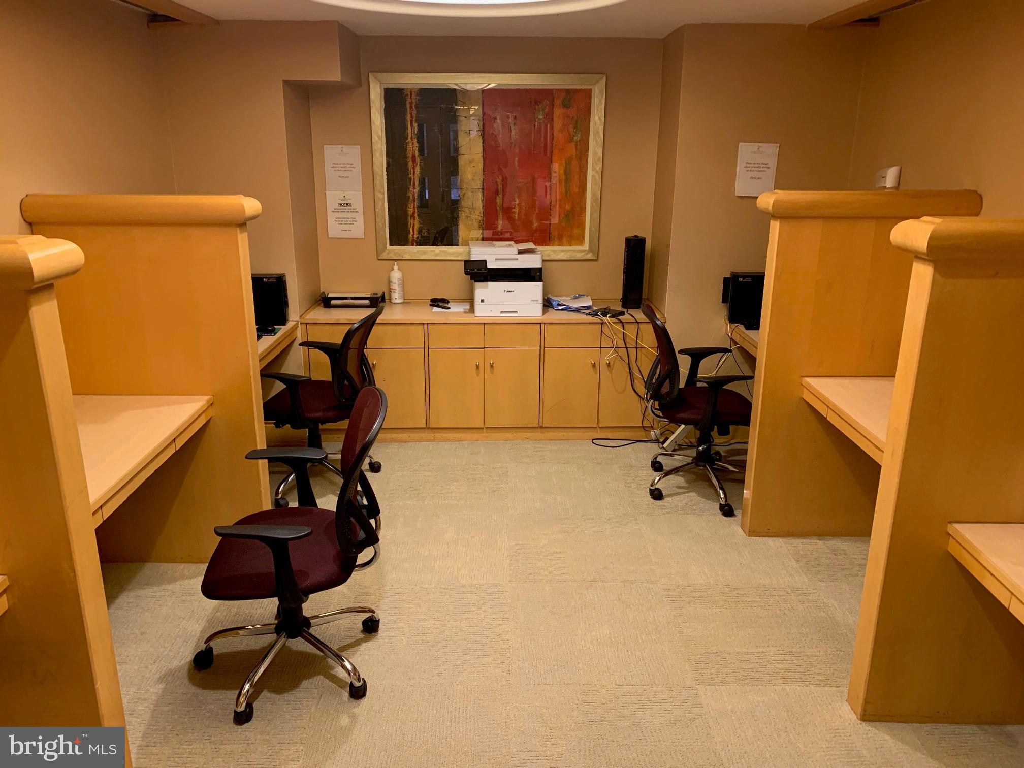 631 D Street Northwest, Unit 534 Washington, DC 20004 - Photo 25 of 41 Business Center