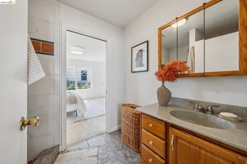 $899,000 | 482 Lewis Avenue, San Leandro, CA 94577