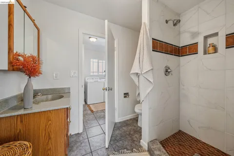 $899,000 | 482 Lewis Avenue, San Leandro, CA 94577