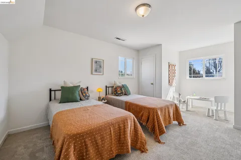 $899,000 | 482 Lewis Avenue, San Leandro, CA 94577