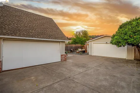 $899,000 | 482 Lewis Avenue, San Leandro, CA 94577