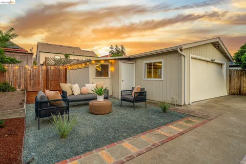 $899,000 | 482 Lewis Avenue, San Leandro, CA 94577