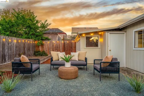 $899,000 | 482 Lewis Avenue, San Leandro, CA 94577