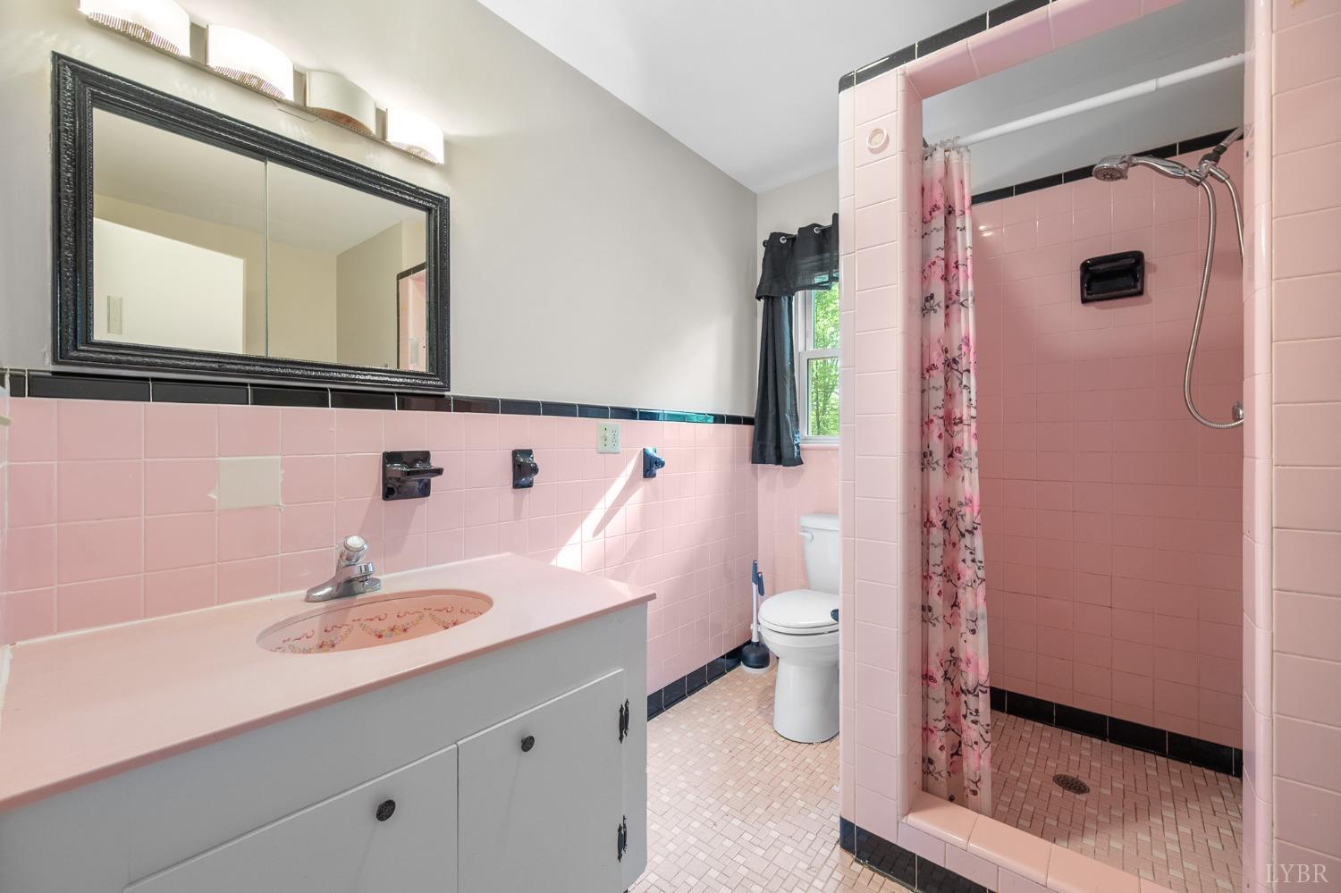 467 Candlers Mountain Road Rustburg, VA 24588 - Photo 31 of 54 Gallery Image 31
