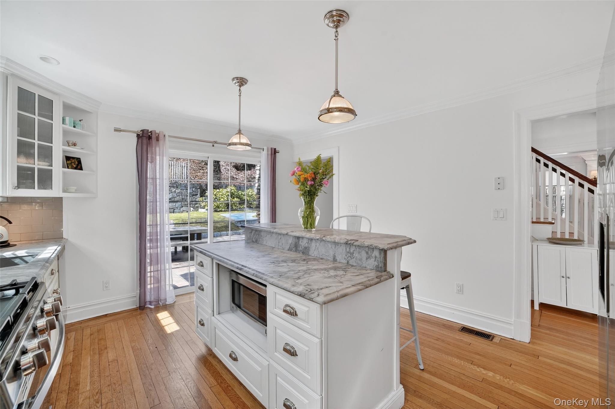 265 Bronxville Road Bronxville, NY 10708 - Photo 14 of 42