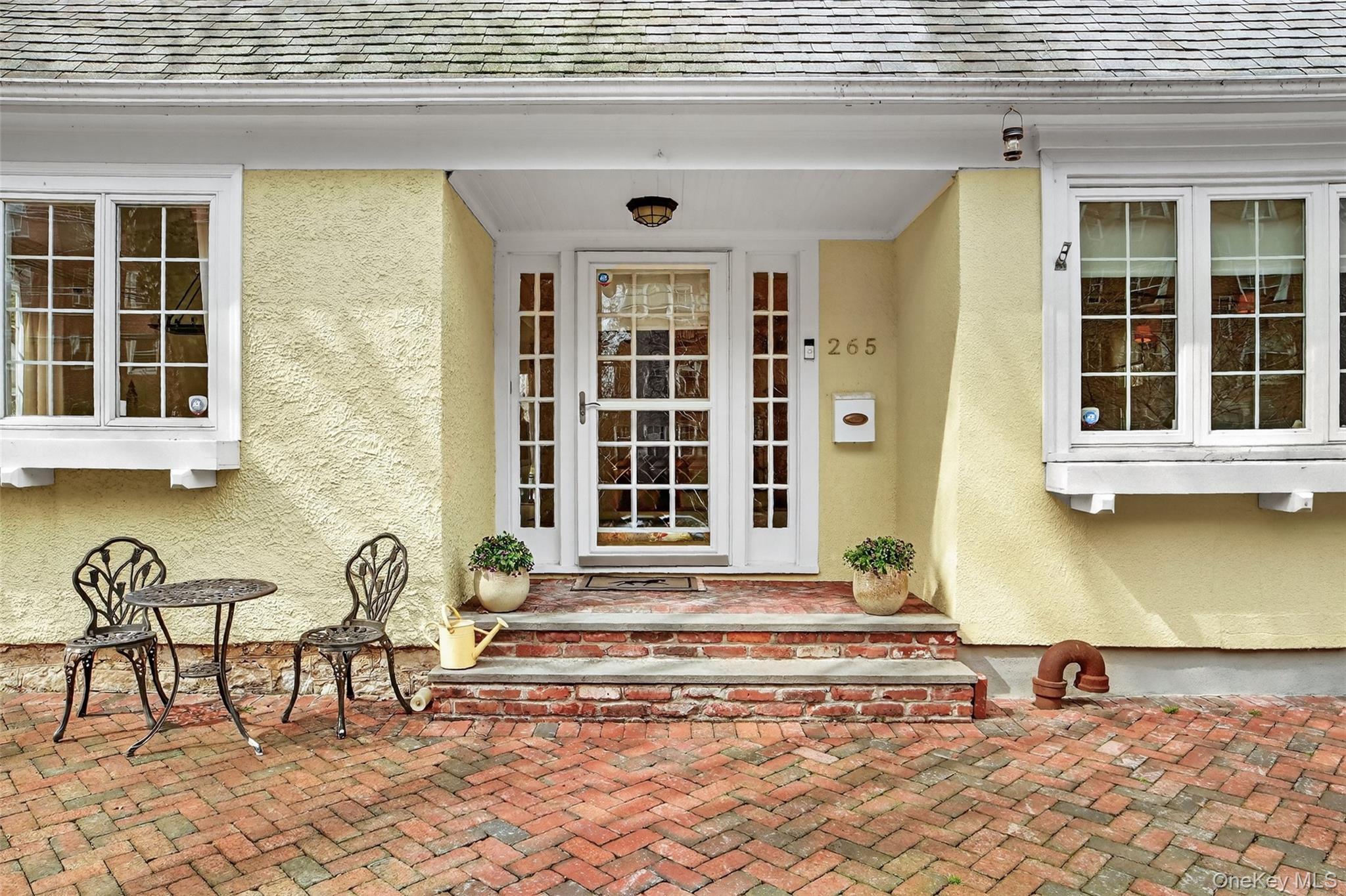 265 Bronxville Road Bronxville, NY 10708 - Photo 2 of 42