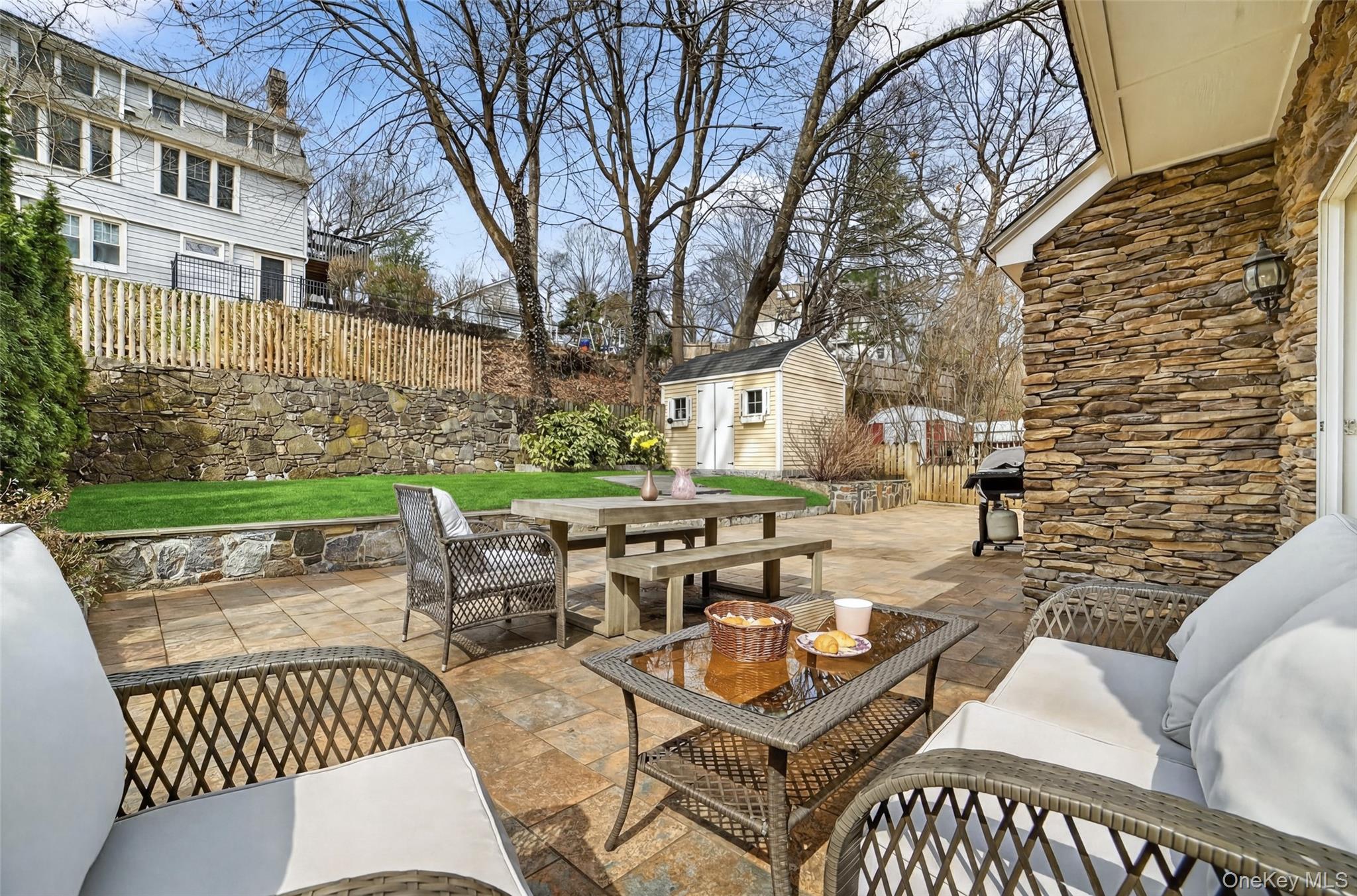 265 Bronxville Road Bronxville, NY 10708 - Photo 33 of 42