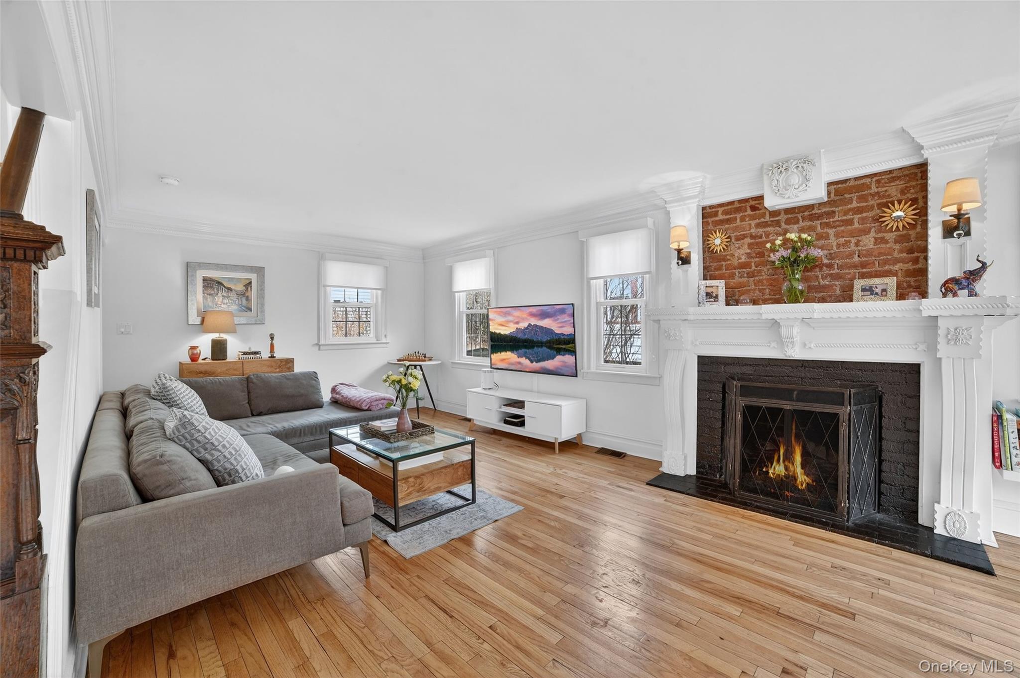 265 Bronxville Road Bronxville, NY 10708 - Photo 5 of 42