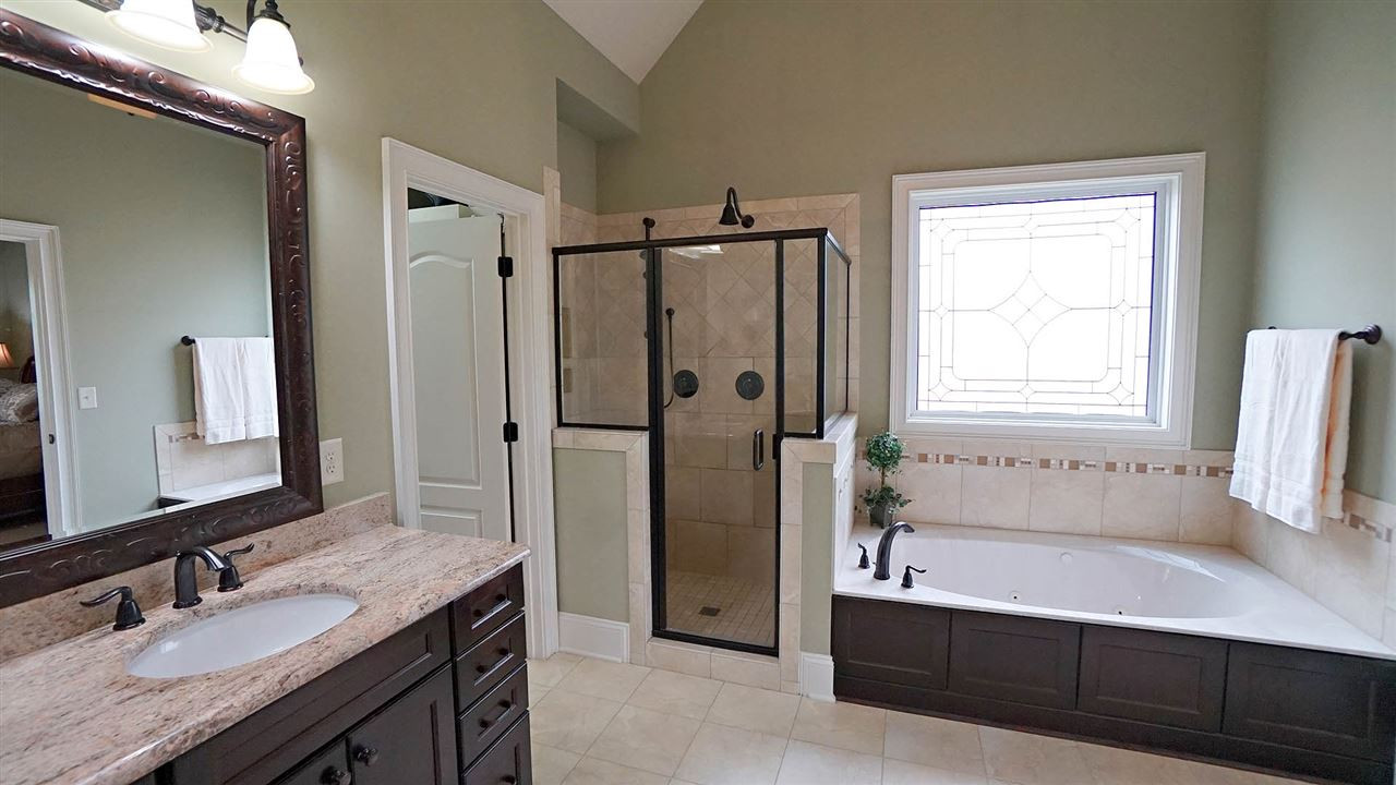 3606 Forward Way Raleigh, NC 27614 - Photo 19 of 30 Master Bath/Spa