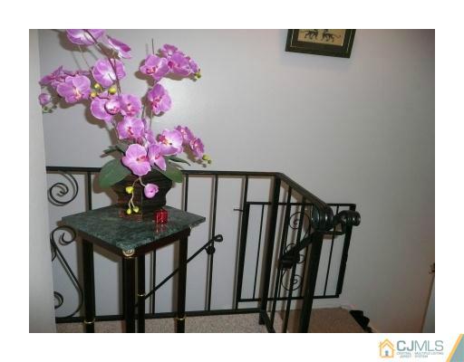 161 Evergreen Road, Unit 4B Edison, NJ 08837 - Photo 9 of 15 Gallery Image 9