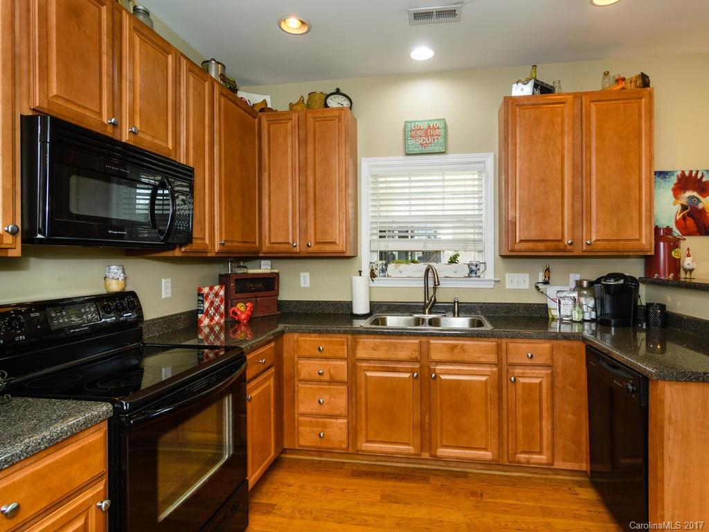 163 Yadkin Road, Unit 333 Fletcher, NC 28732 - Photo 13 of 23 Gallery Image 13