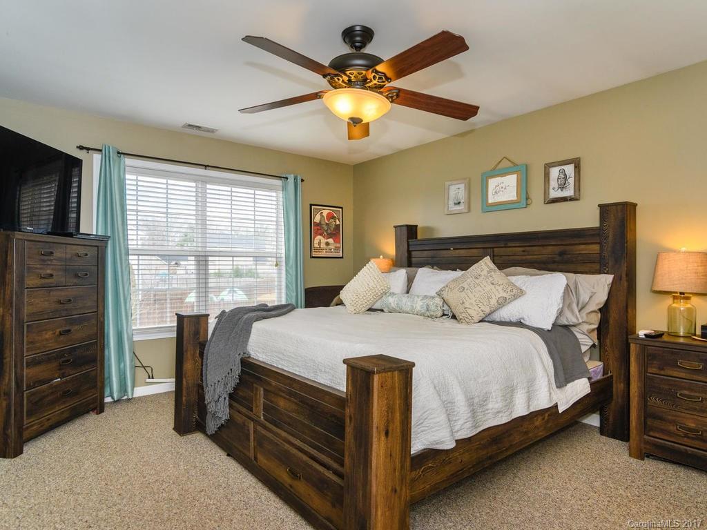 163 Yadkin Road, Unit 333 Fletcher, NC 28732 - Photo 14 of 23 Gallery Image 14