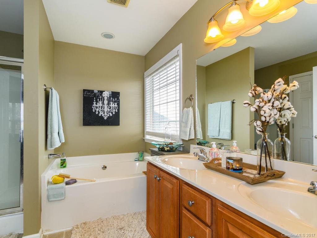 163 Yadkin Road, Unit 333 Fletcher, NC 28732 - Photo 16 of 23 Gallery Image 16
