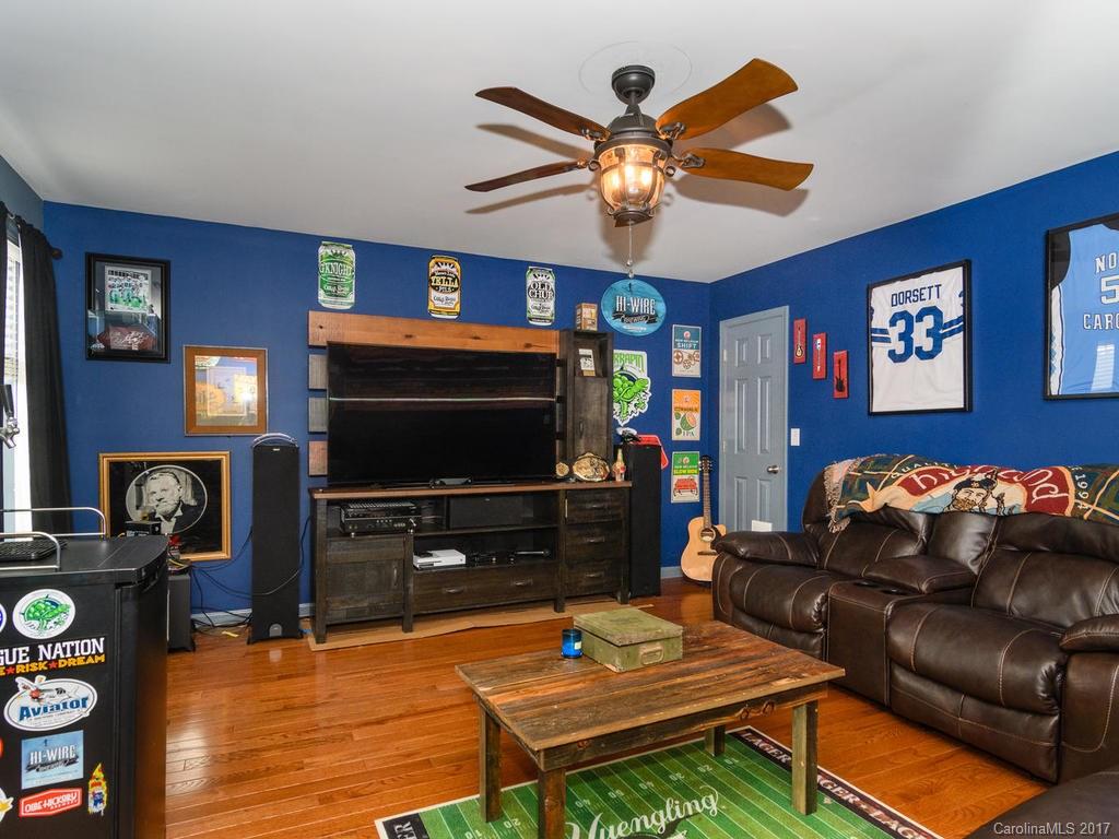 163 Yadkin Road, Unit 333 Fletcher, NC 28732 - Photo 20 of 23 Gallery Image 20