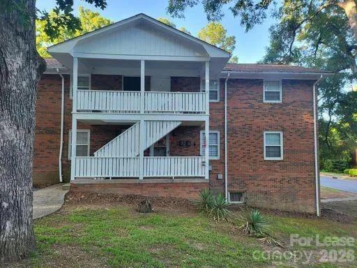 $850 | 350 North 6th Street, Albemarle, NC 28001