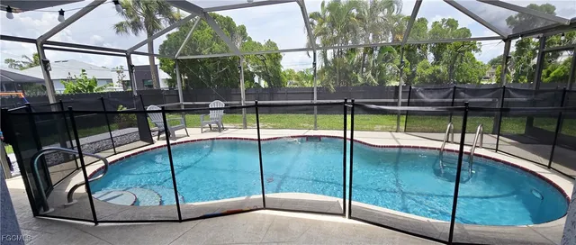 $3,400 | 933 Southwest Santa Barbara Place, Cape Coral, FL 33991