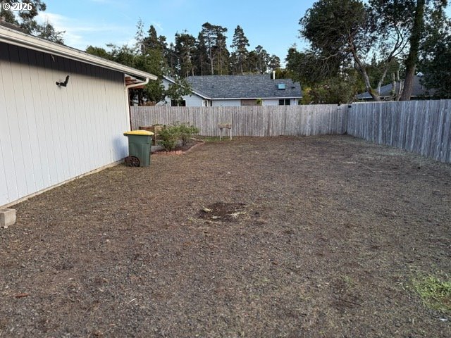 2164 24th Street Florence, OR 97439 - Photo 10 of 42