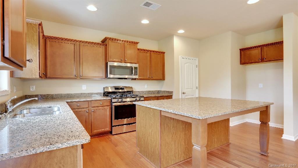 7520 Hamilton Bridge Road, Unit 265 Charlotte, NC 28278 - Photo 9 of 24 Gallery Image 9