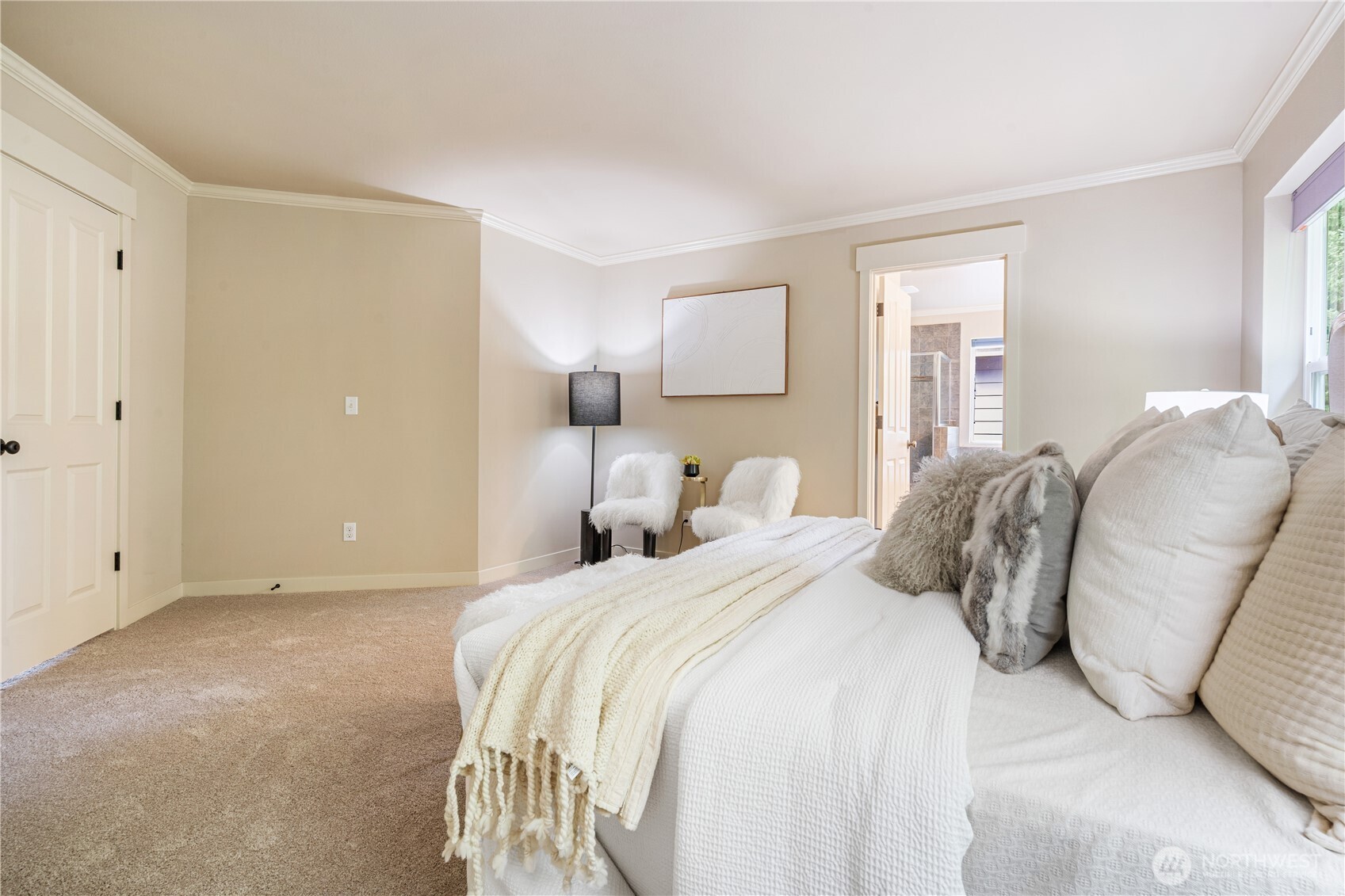 22811 36th Drive Southeast Bothell, WA 98021 - Photo 18 of 34 a bedroom with a bed and lamp