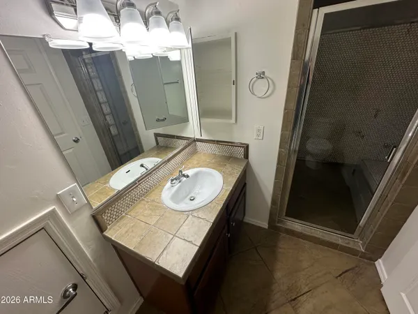 $1,645 | 5727 South 21st Terrace, Phoenix, AZ 85040