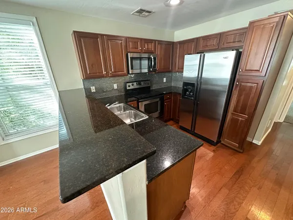 $1,645 | 5727 South 21st Terrace, Phoenix, AZ 85040