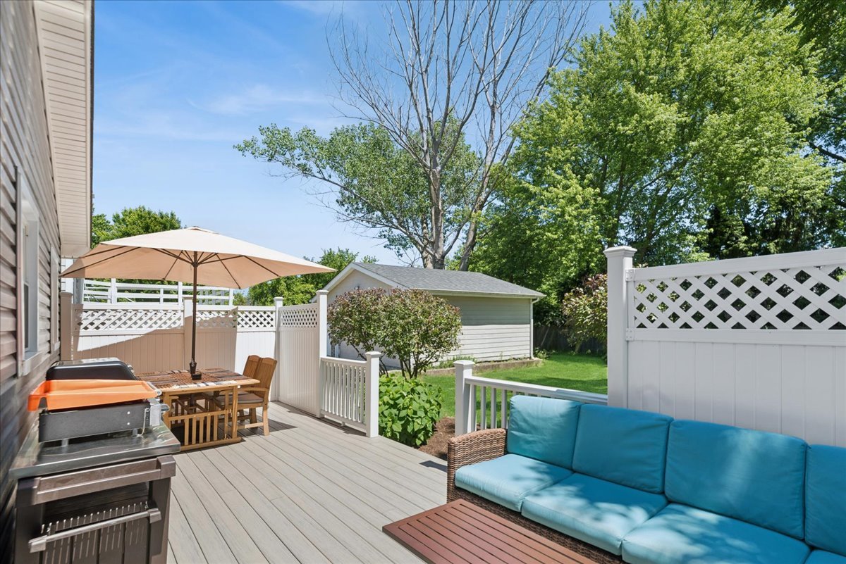 313 Maple Lane Round Lake, IL 60073 - Photo 15 of 19 Gallery Image 15