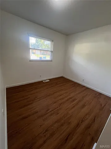 $2,300 | 2231 Rosegarden Drive, St. Louis, MO 63125