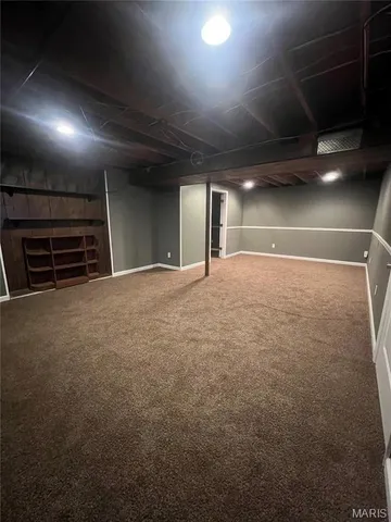 $2,300 | 2231 Rosegarden Drive, St. Louis, MO 63125