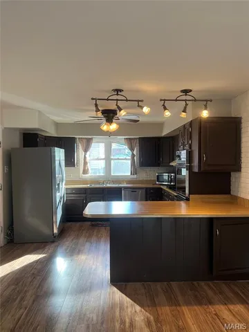 $2,300 | 2231 Rosegarden Drive, St. Louis, MO 63125