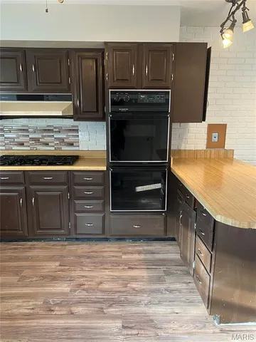 $2,300 | 2231 Rosegarden Drive, St. Louis, MO 63125