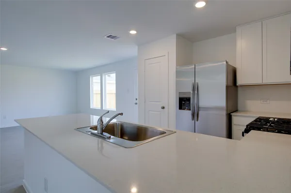 $2,100 | 10915 Tawny Rdg Drive, Beasley, TX 77417