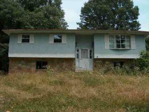 786 Twin Pond Road Bedford, IN 47421 - Photo 1 of 4