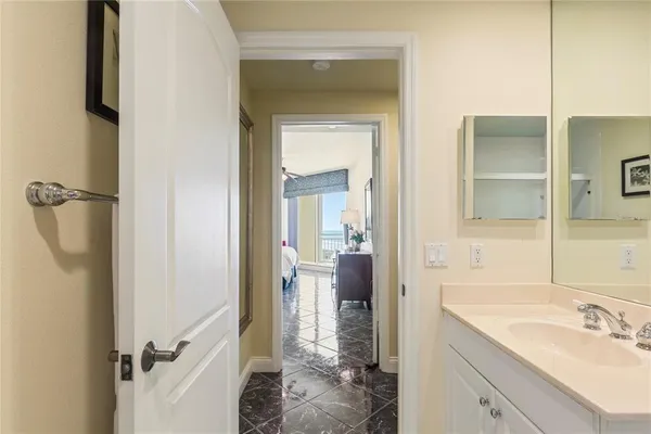 $6,500 | 1200 Gulf Boulevard, Unit 1002, Clearwater, FL 33767