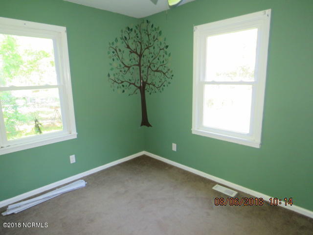 3849 Borough Road Currie, NC 28435 - Photo 9 of 14 Borough bed 3