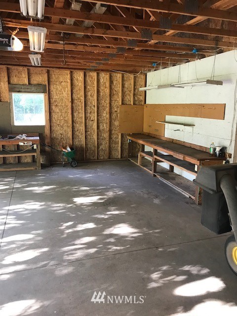 91 Hideaway Road Yakima, WA 98908 - Photo 24 of 25 a view of a room with gym equipment