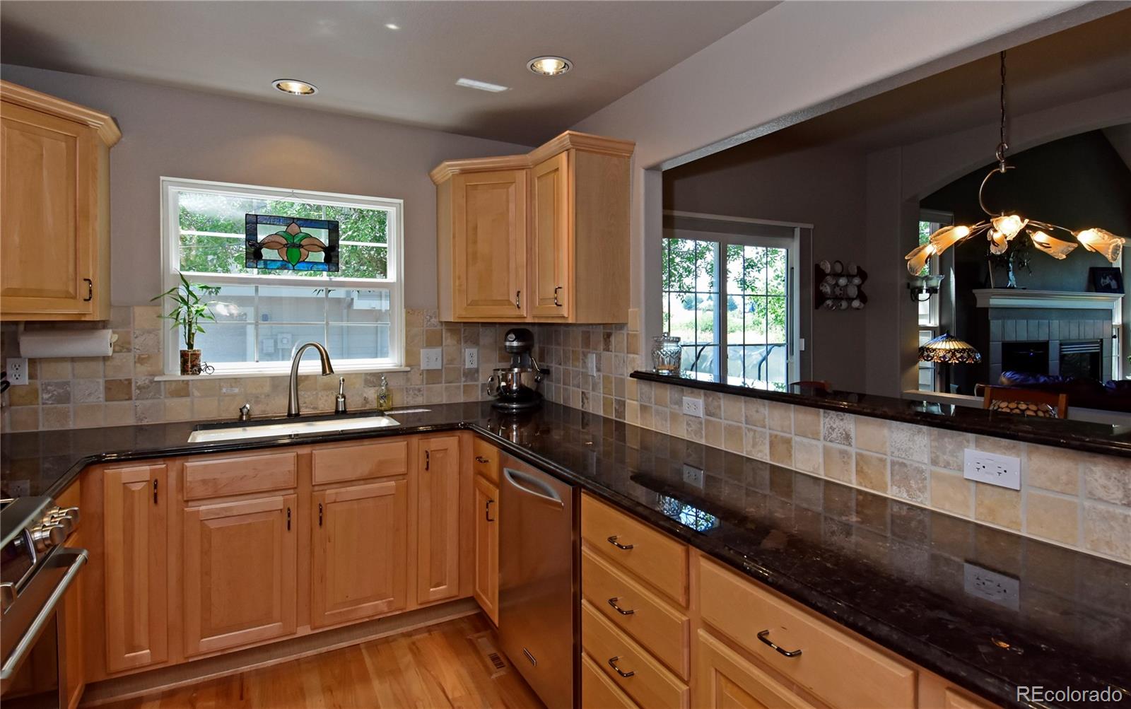 9419 Crossland Way Highlands Ranch, CO 80130 - Photo 8 of 23 Gallery Image 8
