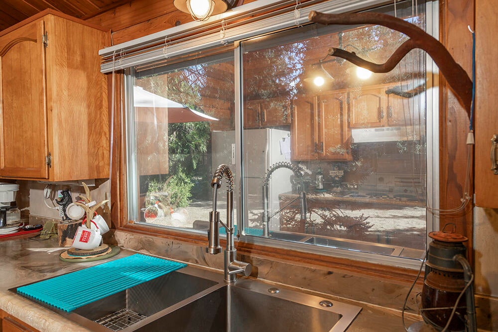 1585 Cedar Flat Road Williams, OR 97544 - Photo 9 of 50 9