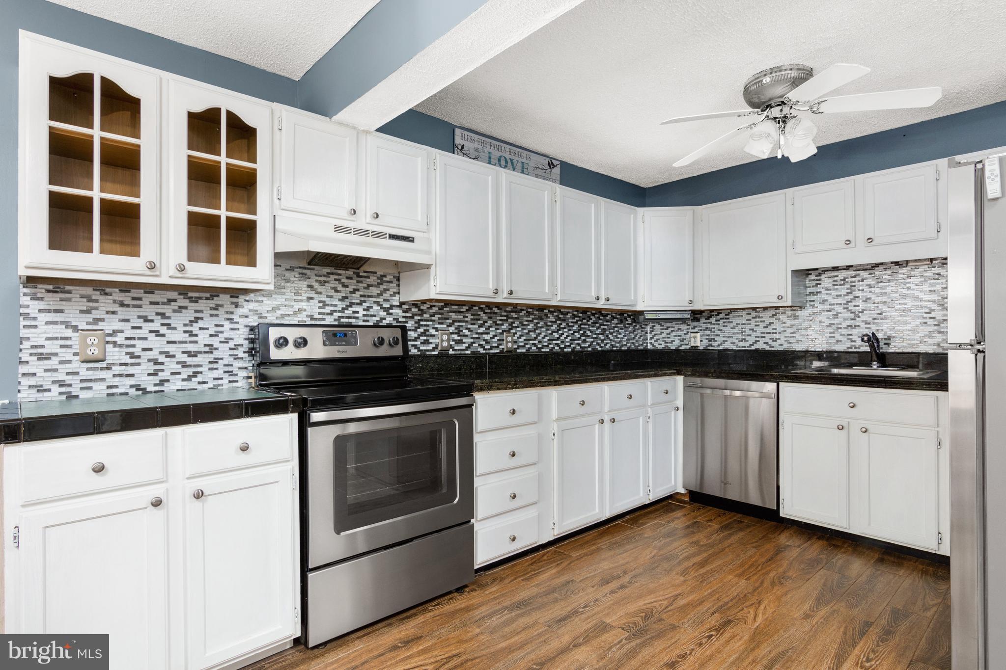 1530 Manor View Road Davidsonville, MD 21035 - Photo 6 of 29 Updated kitchen