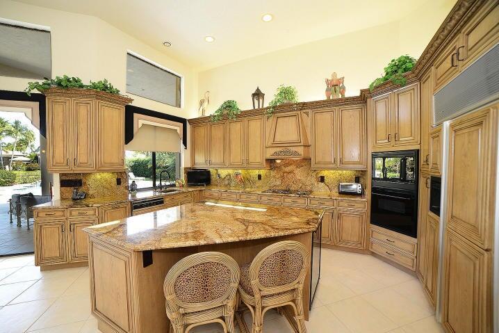 Undisclosed Address Boca Raton, FL 33496 - Photo 11 of 41 11.Kitchen1